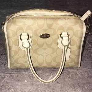 NWOT coach purse
